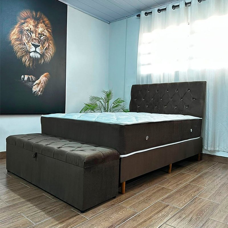Baú da cama de solteiro Kanak aberto para organização